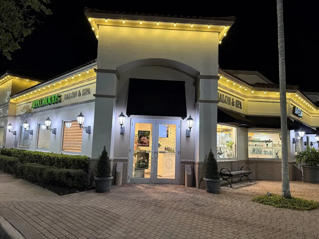 Applewoods Aveda Lifestyle Spa & Salon — Beauty salon in Weston